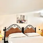 Rebecca\'S House, Cagliari, Poetto
